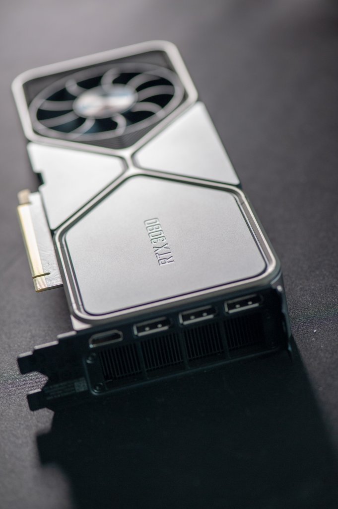 [10/09/2020] RTX 3080 Details 2 