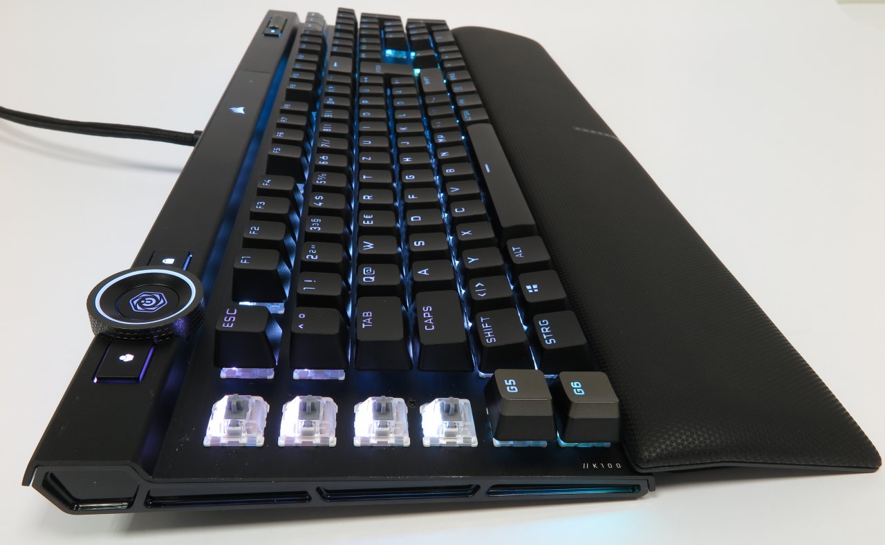 [30/09/2020] Corsair K100 RGB: Corsairs neues Mechanik-Flaggschiff mit Ambitionen auf die Tastaturreferenz im Test (5)