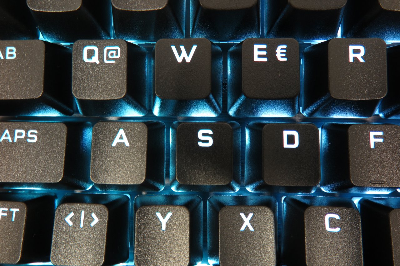 Corsair OPX RGB mit Key Cap