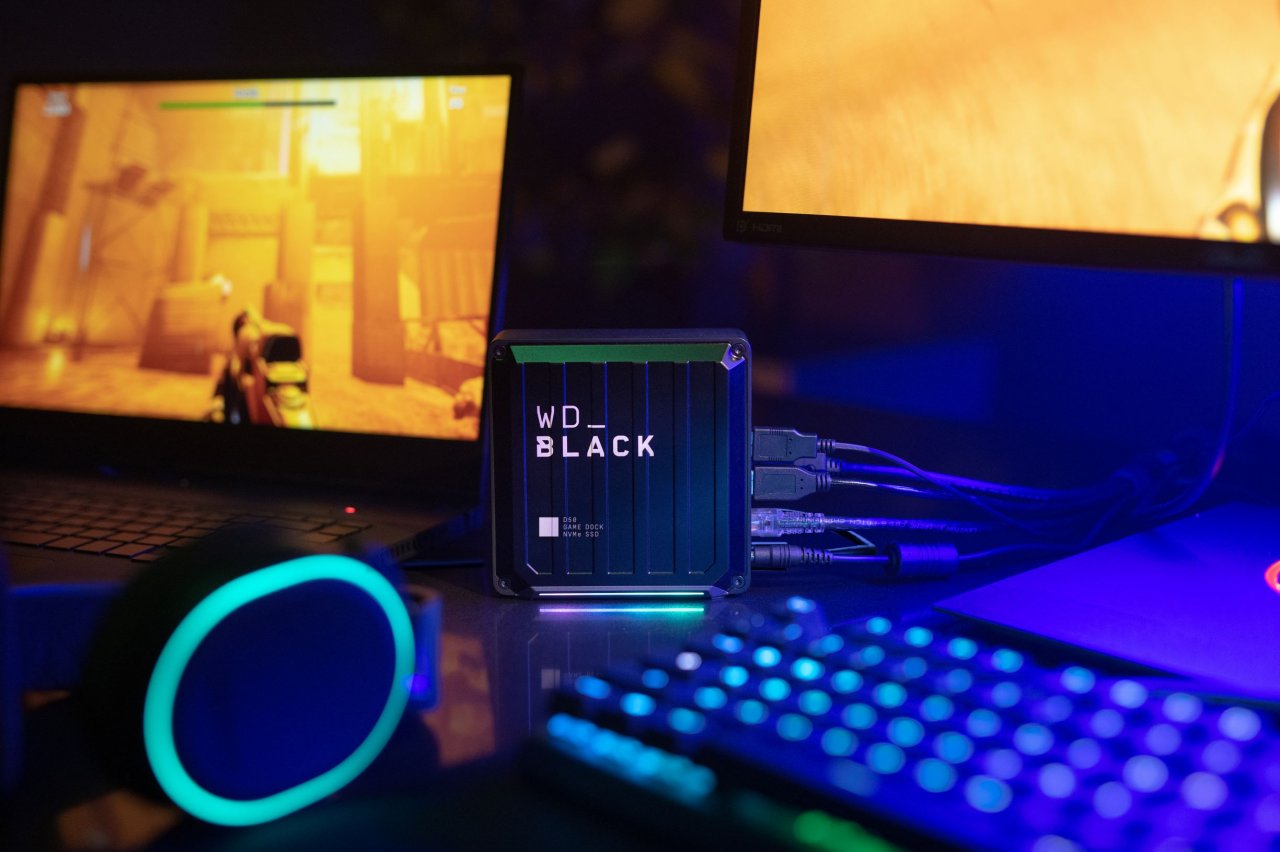 [08/10/2020] WD Black D50 Game Dock SSD Lifestyle