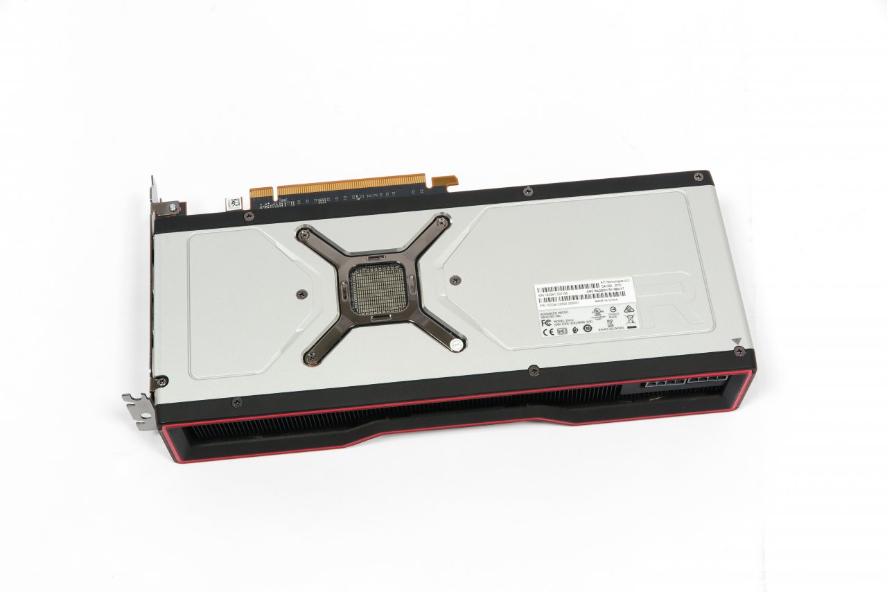 [09/11/2020] AMD Radeon RX 6800 und RX 6800 XT im Test: Sind die RTX 3070 und RTX 3080 geschlagen? (17)