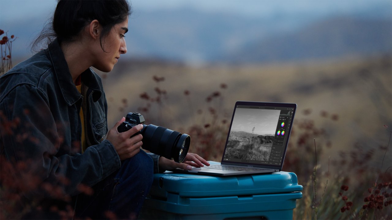 [11/11/2020] Apple new macbookpro photographer photo 11102020