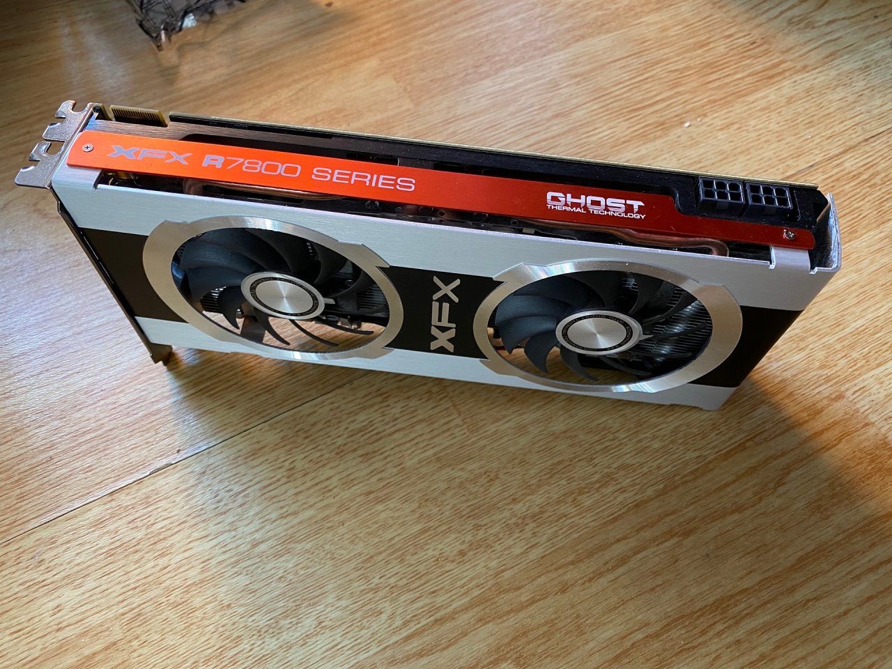 [09/11/2020] Update vom 09.11.2020: Grafikkarte von GamerKing_33 (XFX Radeon 7850 Black Edition)