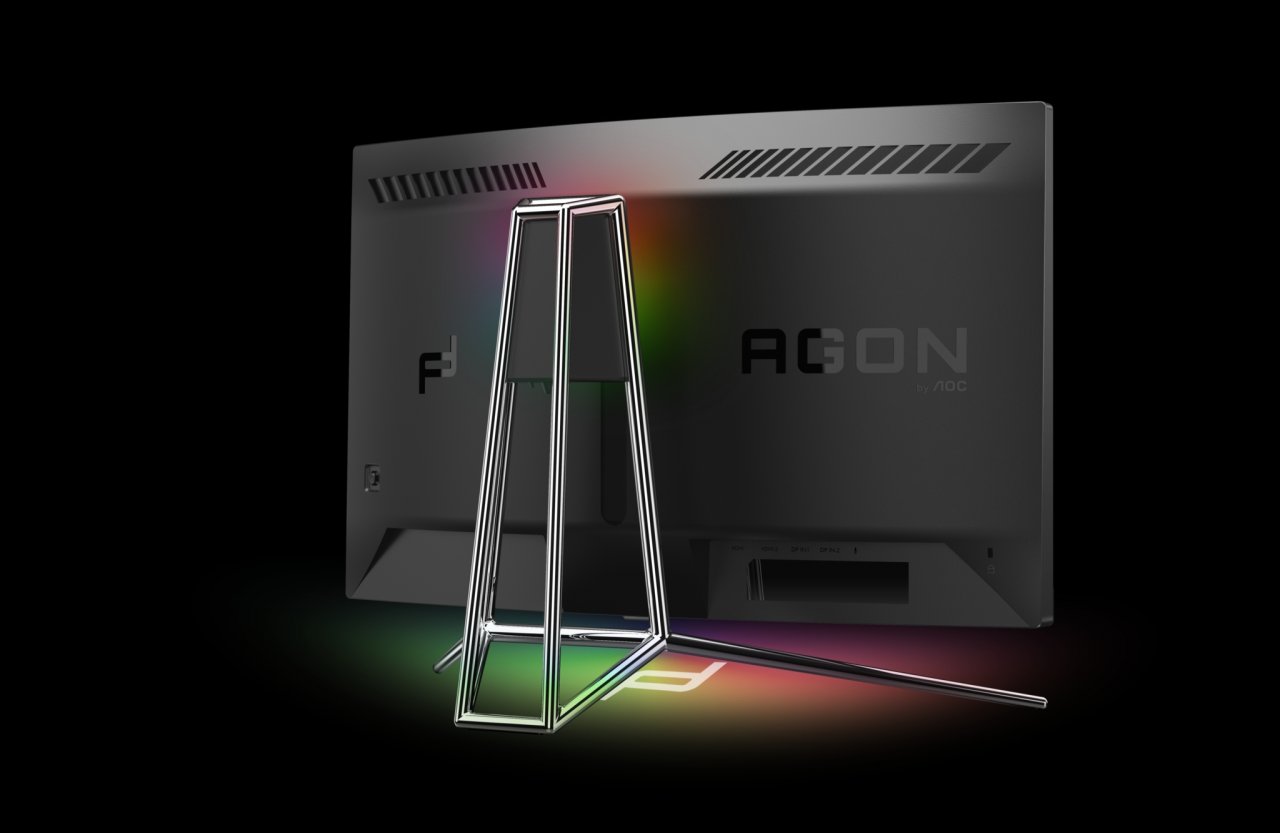 [11/11/2020] Porsche Design AOC Agon PD27: 27 Zoll großer Curved-Monitor mit 240Hz für 760 Euro (3)