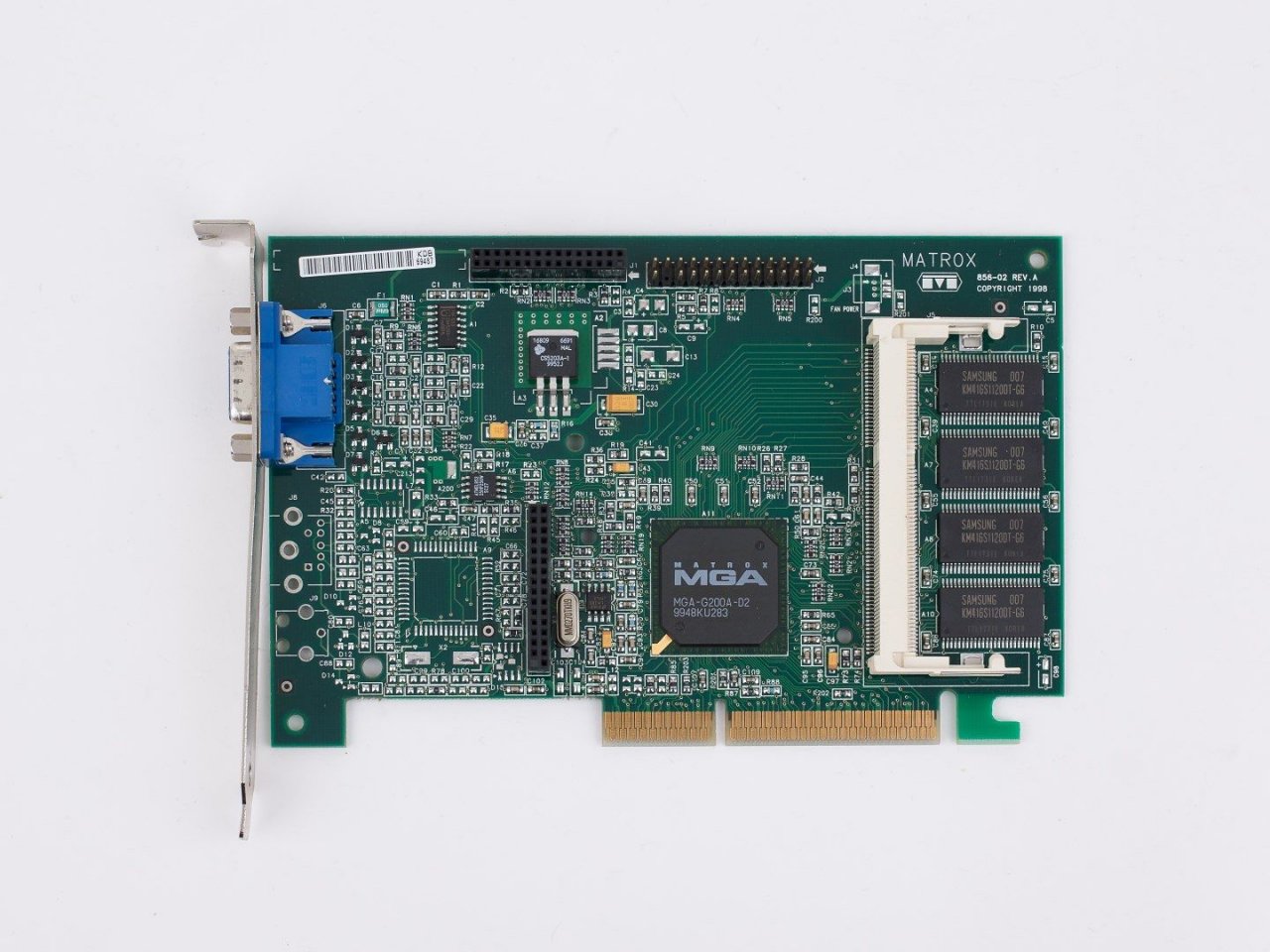 [31/12/2020] Update vom 02.01.2021: Matrox Millenium G200 mit SDRAM von Mega-Zord