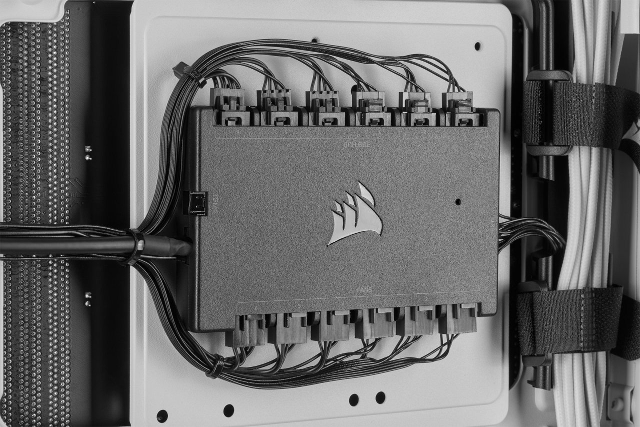 [15/01/2021] Corsair iCUE 5000X RGB WHITE 22 