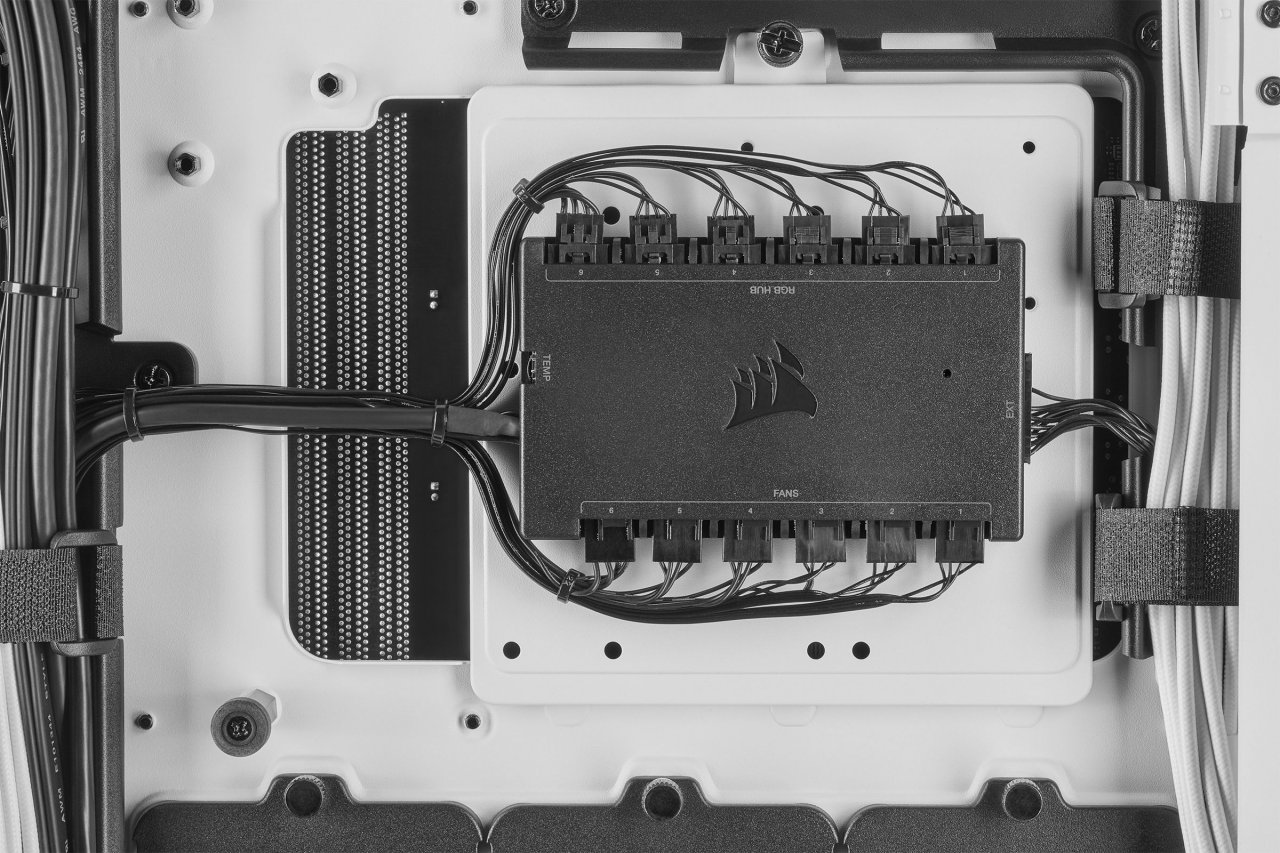 [15/01/2021] Corsair iCUE 5000X RGB WHITE 23 