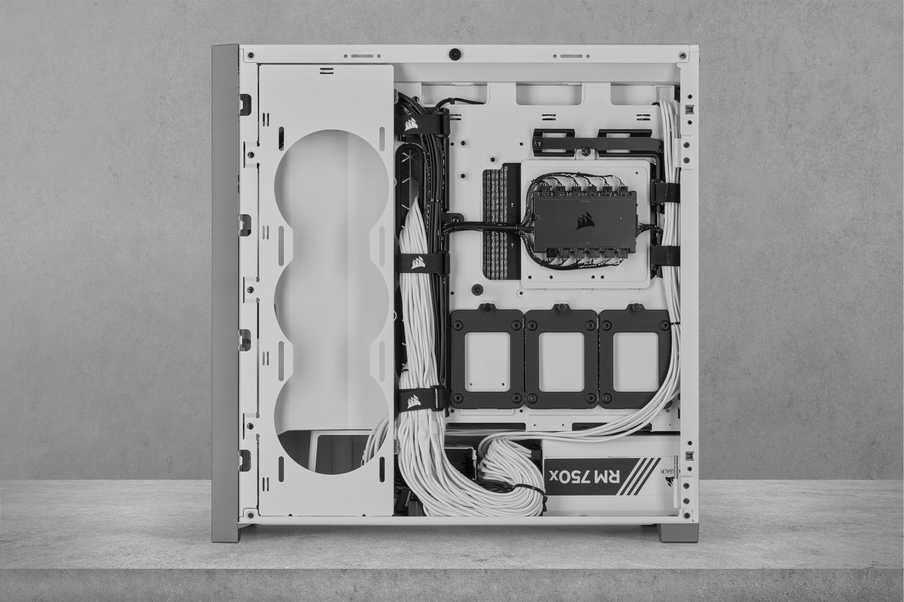 [15/01/2021] Corsair iCUE 5000X RGB WHITE 7 