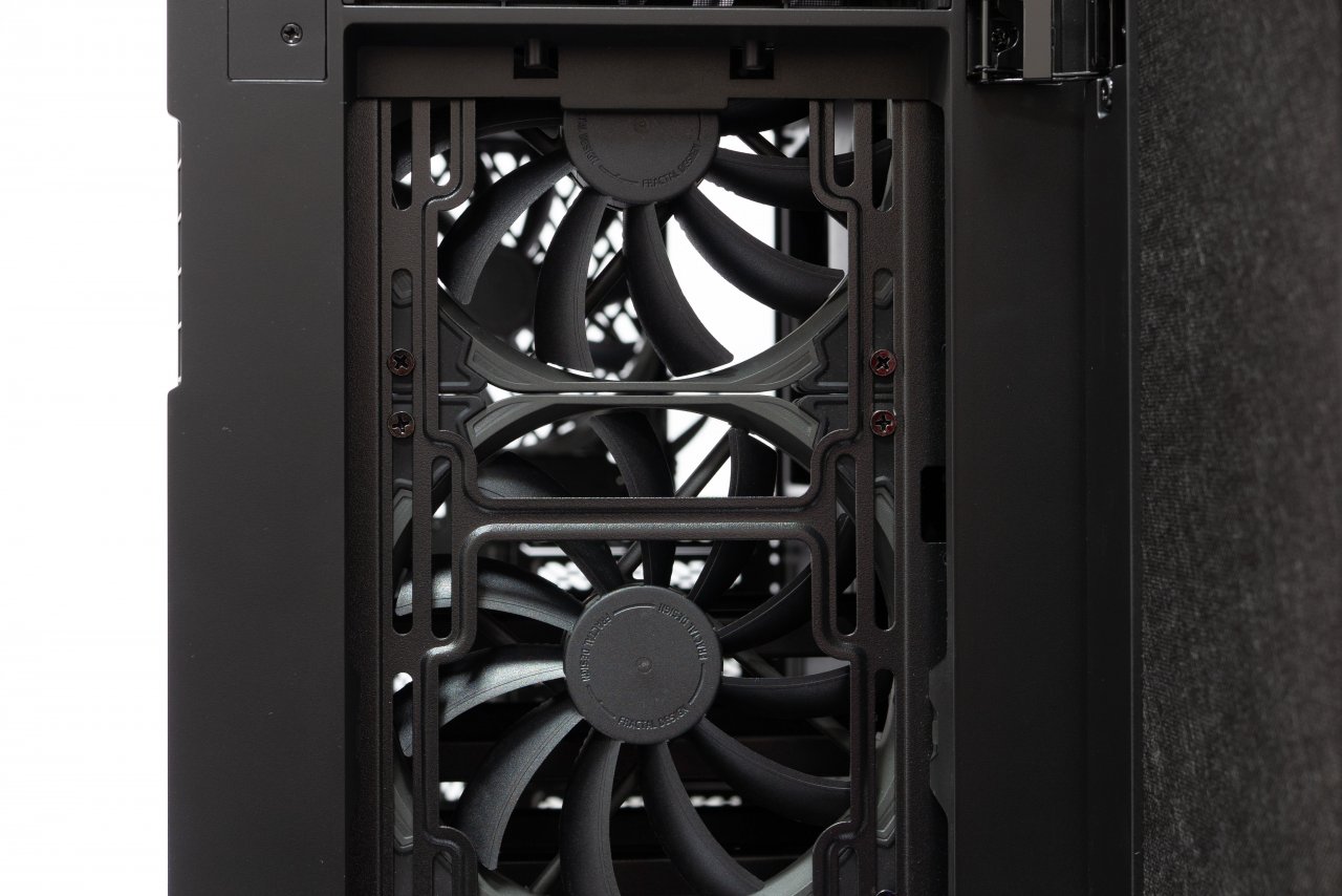 [17/02/2021] Fractal Design Define 7 PCGH Edition (15)