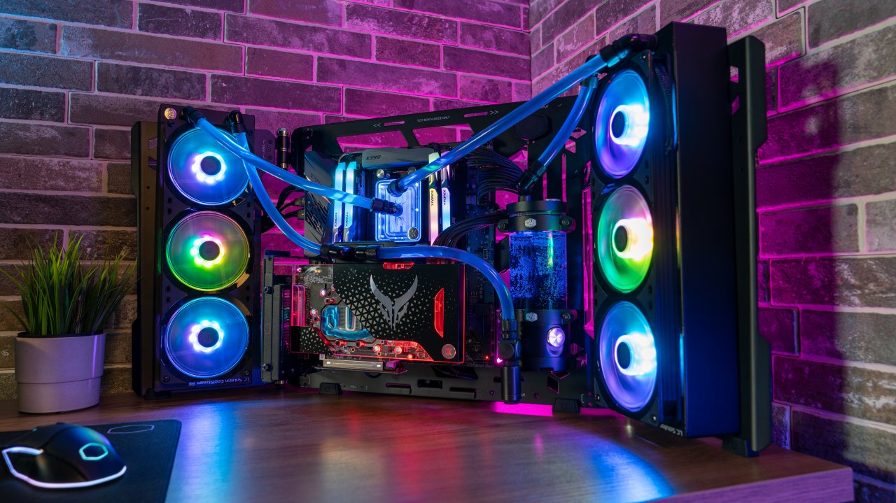 [22/03/2021] Coolermaster Masterframe MF700 2 