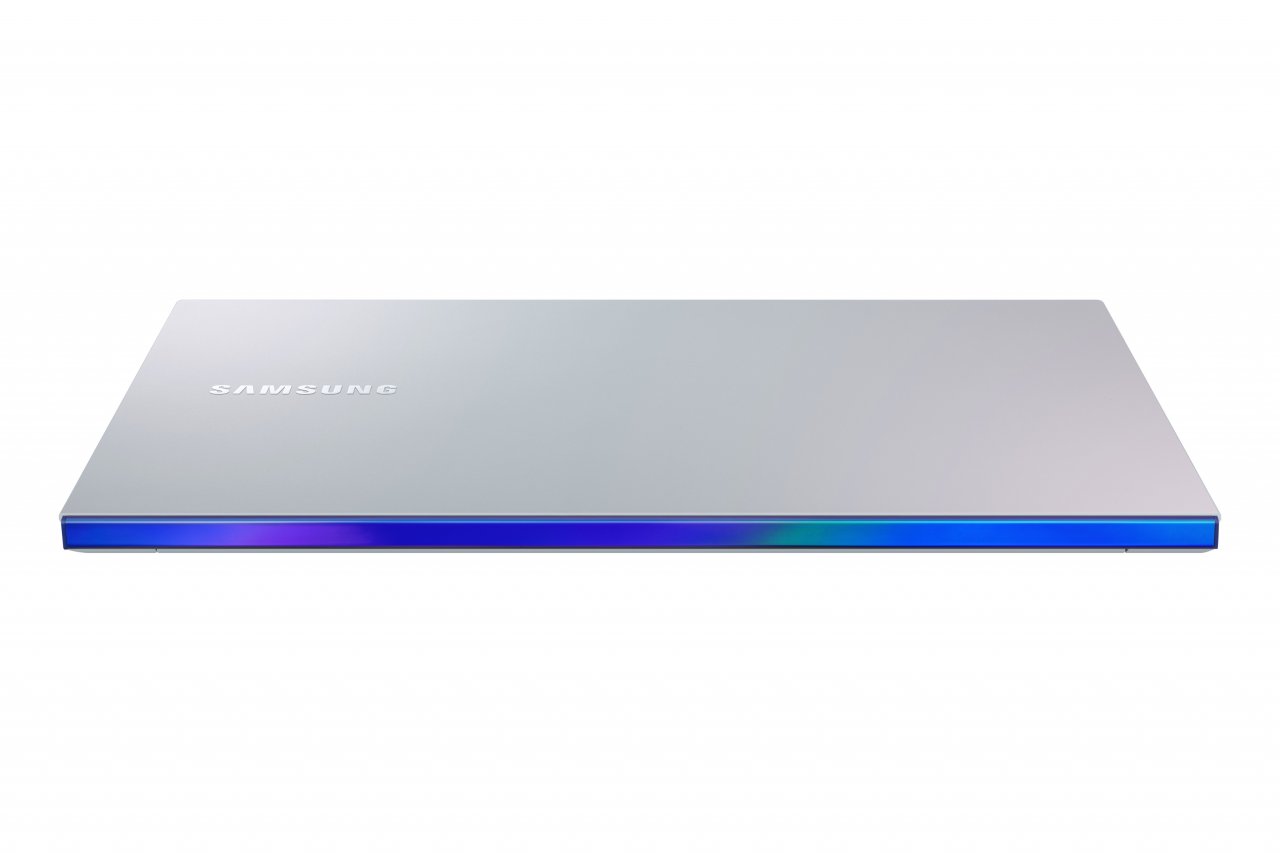 [26/03/2021] Samsung Galaxy Book Ion NP930XCJ Aura Silver hinten