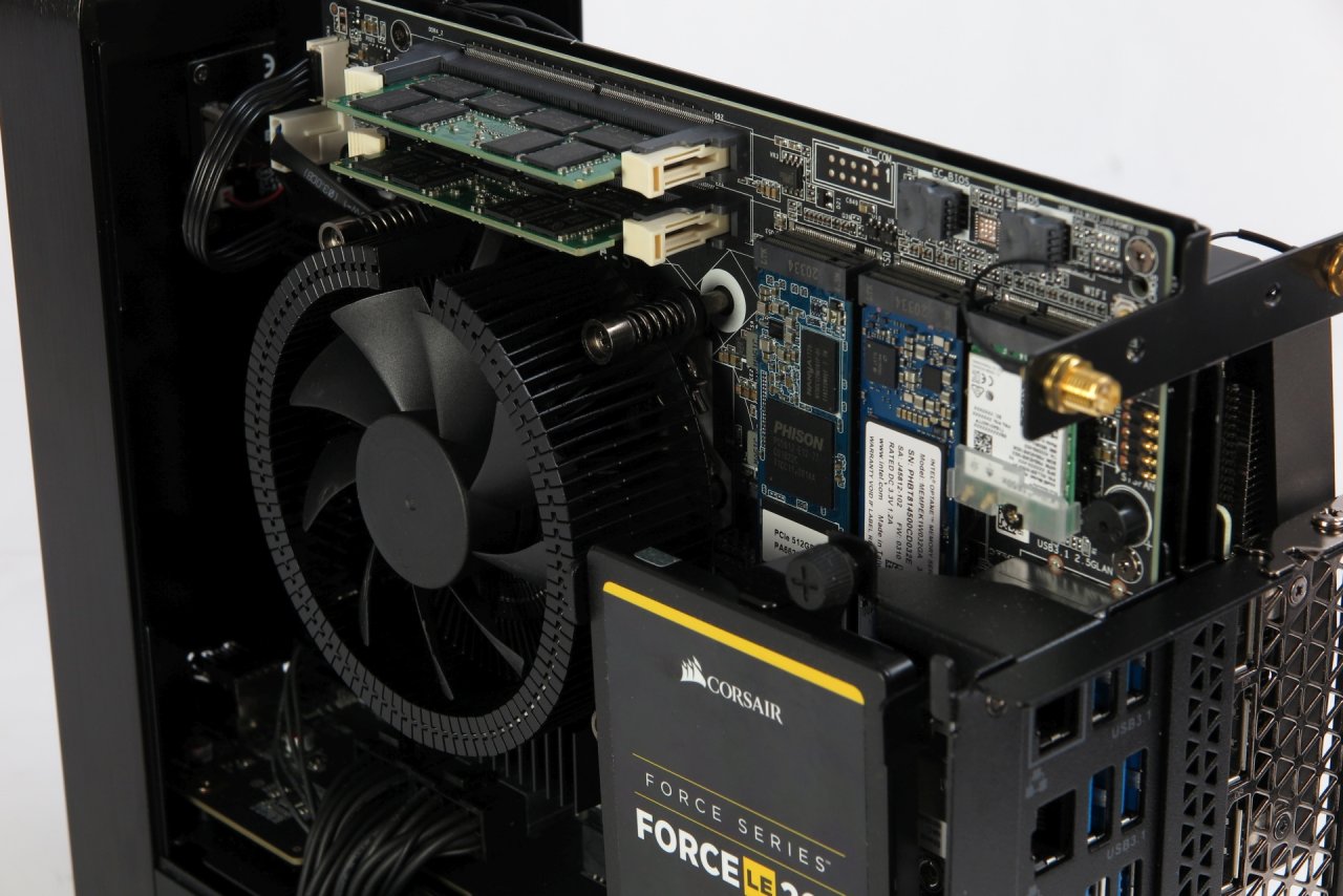 [28/03/2021] Zotac Zbox Magnus One (8)