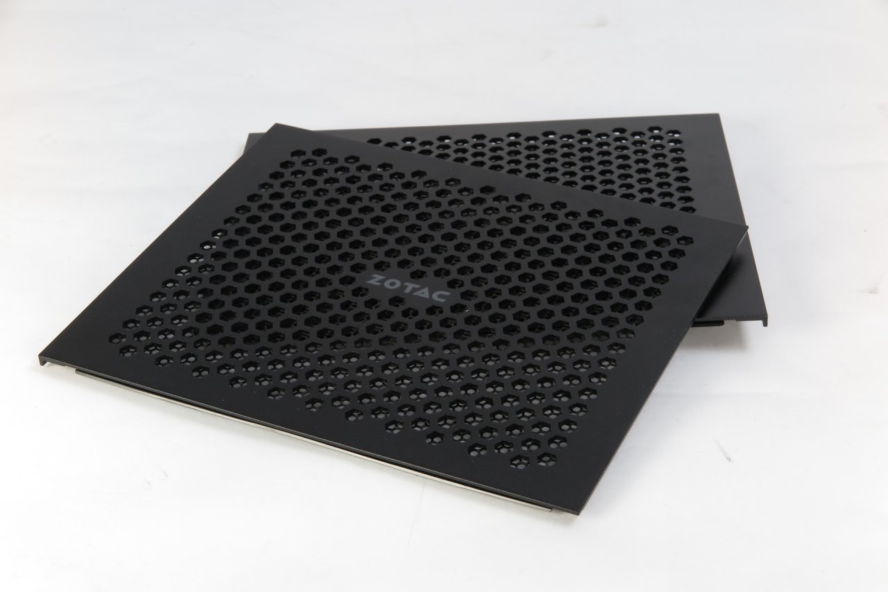 [28/03/2021] Zotac Zbox Magnus One (11)