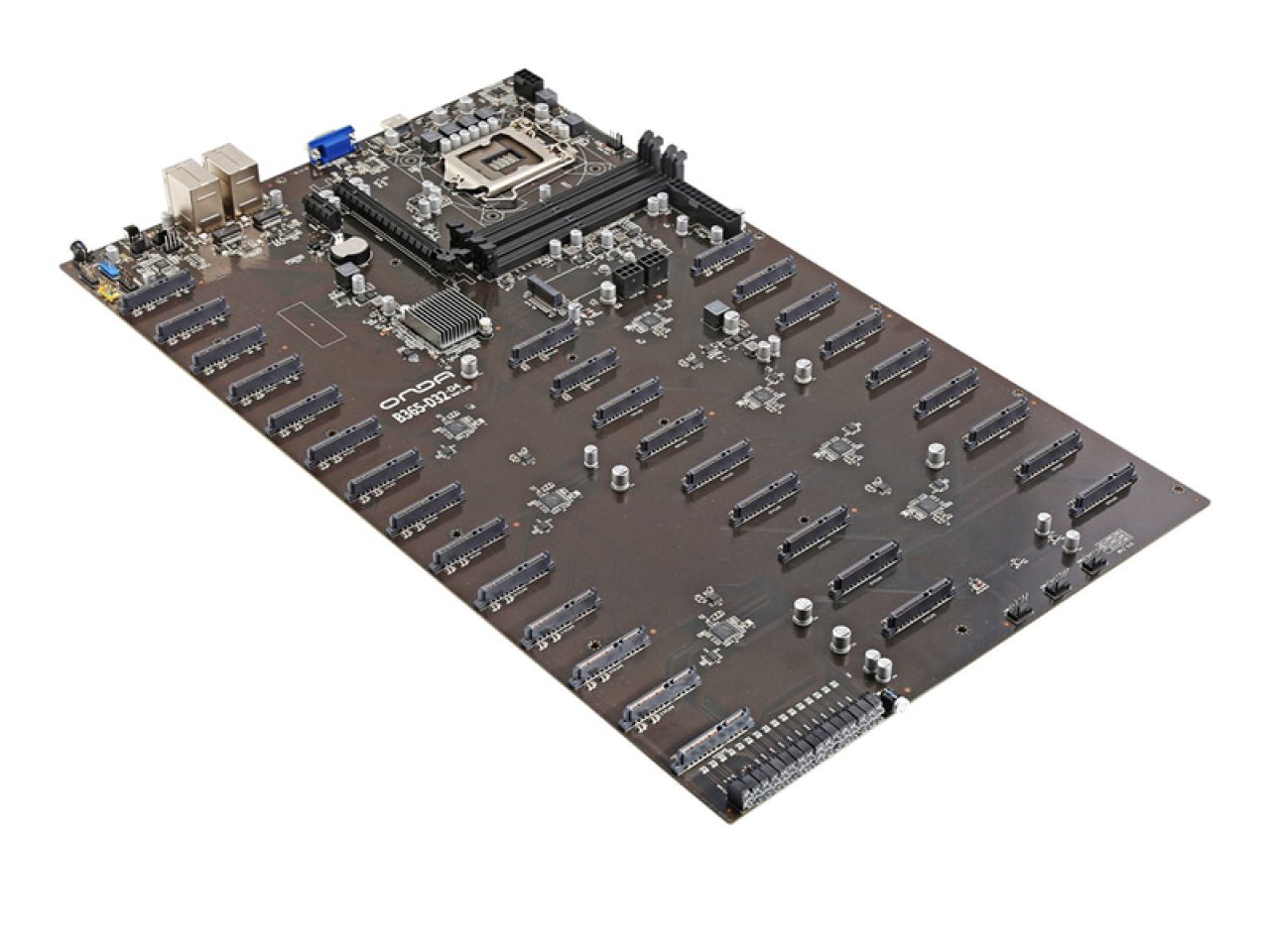 [26/04/2021] Kryptowährung Chia für SSDs und HDDs: Platine mit 32 SATA-Anschlüssen erregt Aufsehen (1)