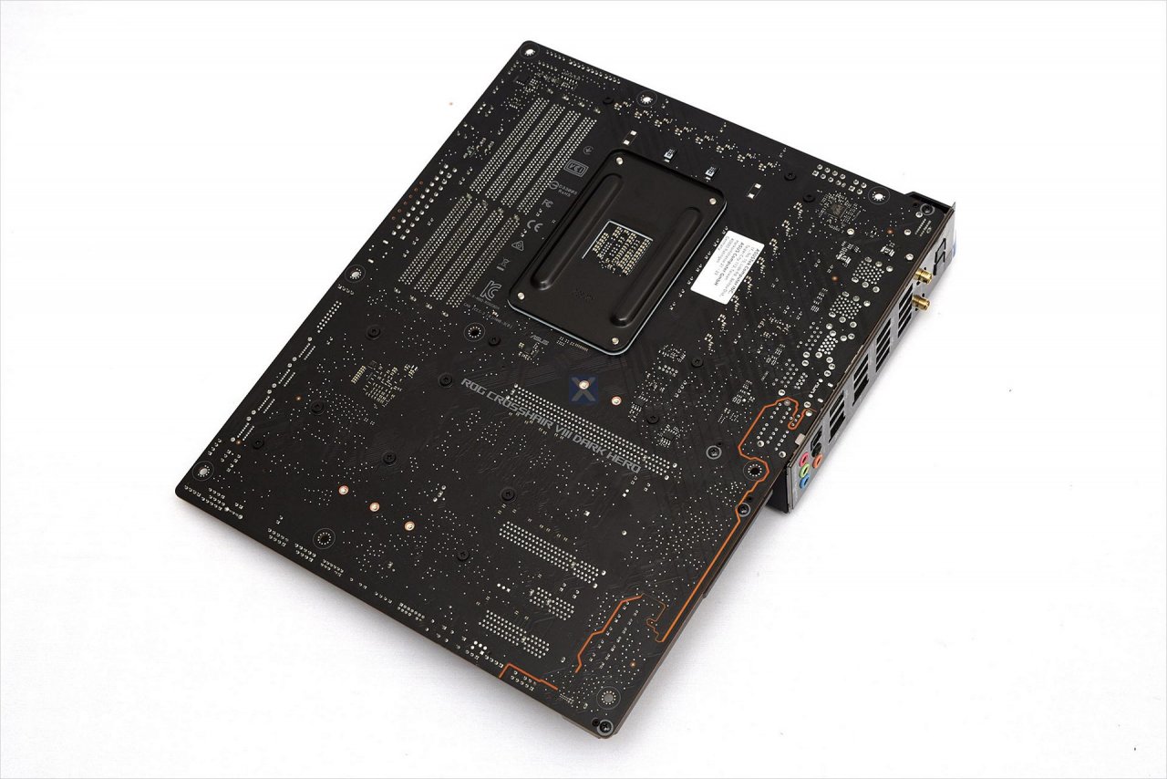 [06/04/2021] Asus ROG Crosshair VIII Dark Hero (5)