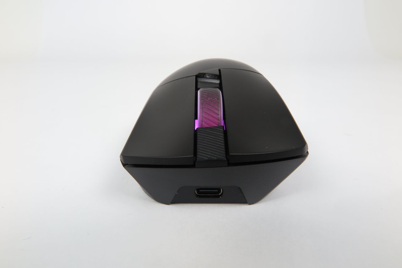 [13/05/2021] Asus ROG Gladius III Wireless:&nbsp;Die dritte Generation der beliebten Spielermaus mit tauschbaren Tastenschaltern im Test (16)