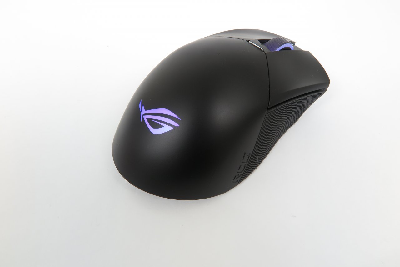 [13/05/2021] Asus ROG Gladius III Wireless:&nbsp;Die dritte Generation der beliebten Spielermaus mit tauschbaren Tastenschaltern im Test (11)