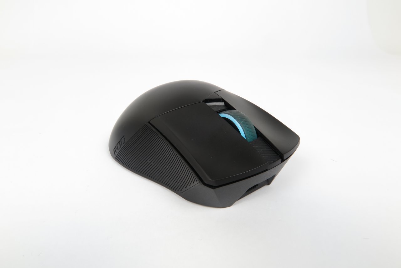 [13/05/2021] Asus ROG Gladius III Wireless:&nbsp;Die dritte Generation der beliebten Spielermaus mit tauschbaren Tastenschaltern im Test (19)