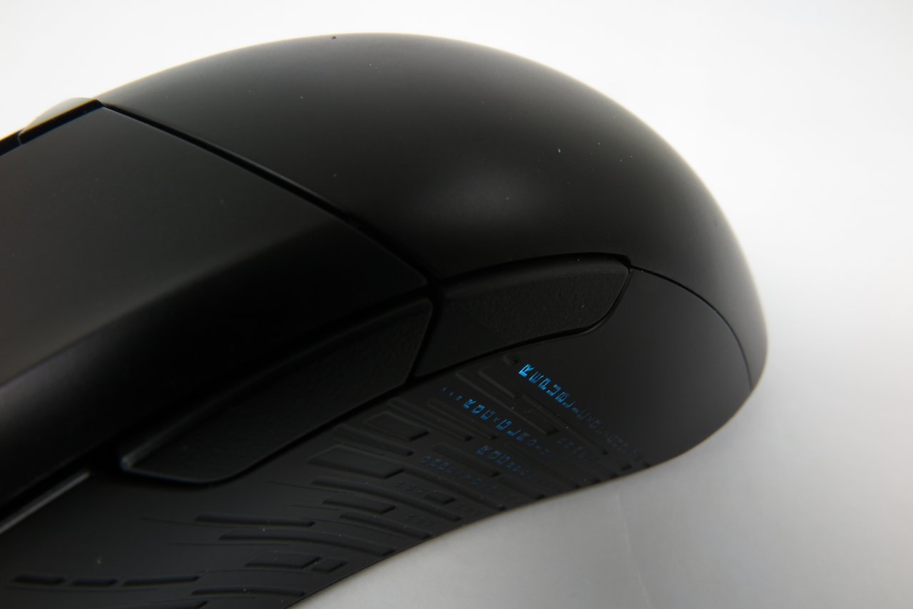 [13/05/2021] Asus ROG Gladius III Wireless:&nbsp;Die dritte Generation der beliebten Spielermaus mit tauschbaren Tastenschaltern im Test (15)