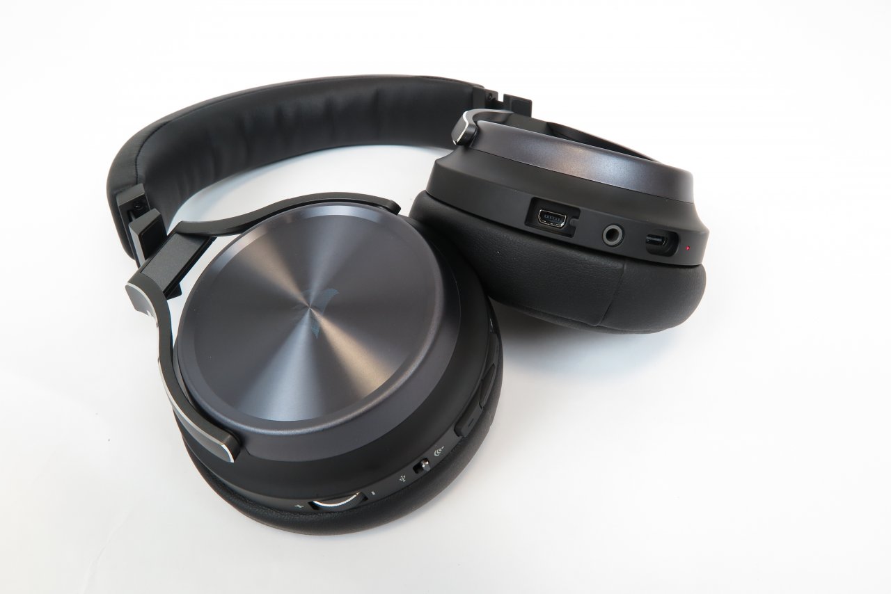 [02/06/2021] Corsair Virtuoso RGB Wireless XT (5)