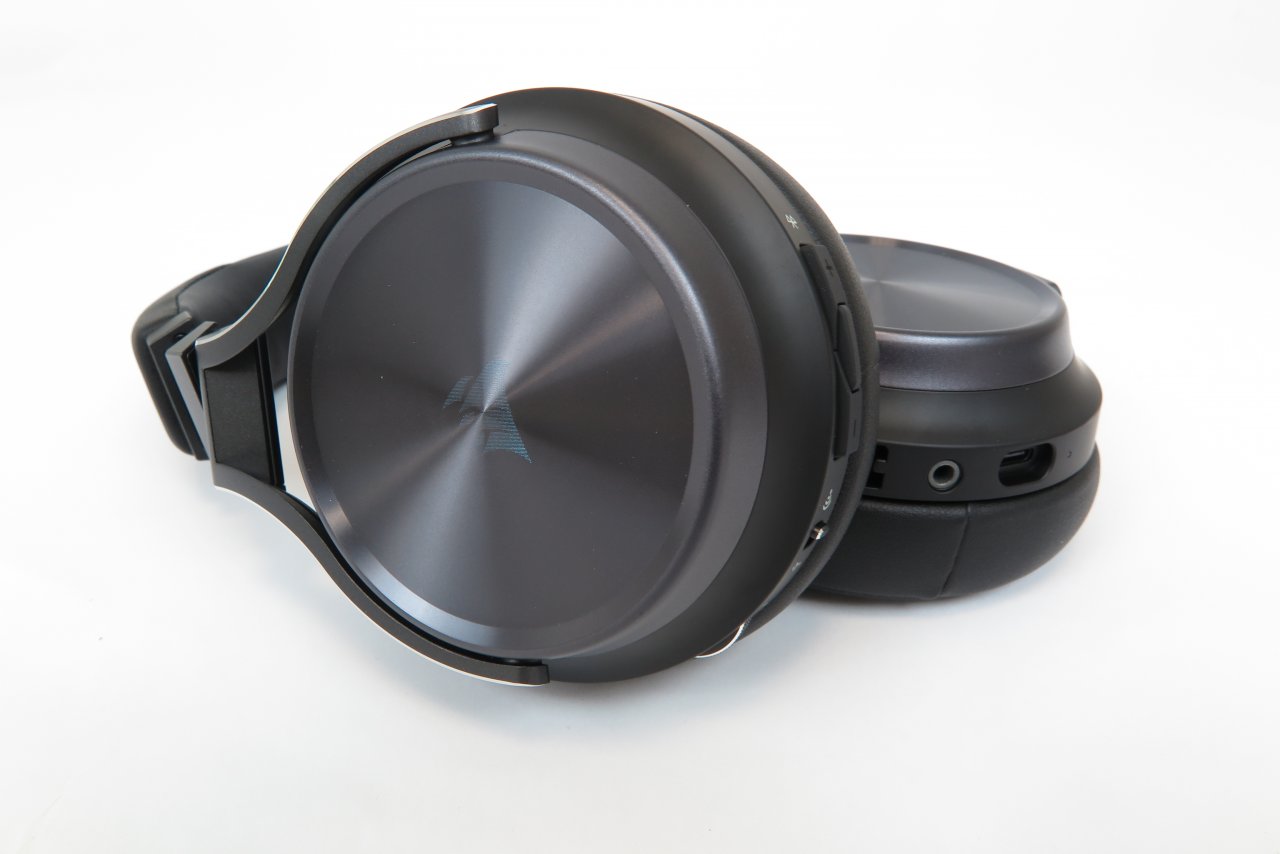 [02/06/2021] Corsair Virtuoso RGB Wireless XT (6)