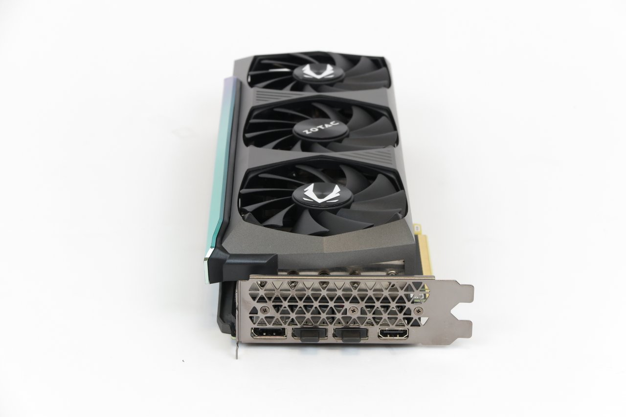 Zotac RTX 3080 Ti AMP Holoblack_3