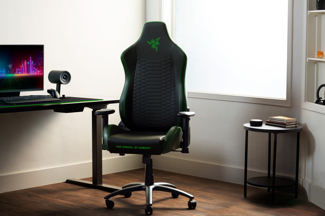 [07/06/2021] Razer stellte am 3. Juni ihren neuen Gaming-Stuhl Iskur X vor und bewarb zugleich die passenden Kopf- und Lendenpolster. (1)