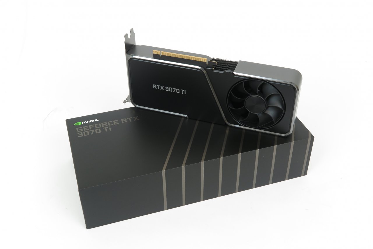[07/06/2021] Nvidia Geforce RTX 3070 Ti im Test: Die Leistung der Titan RTX mit 1/3 des Speichers