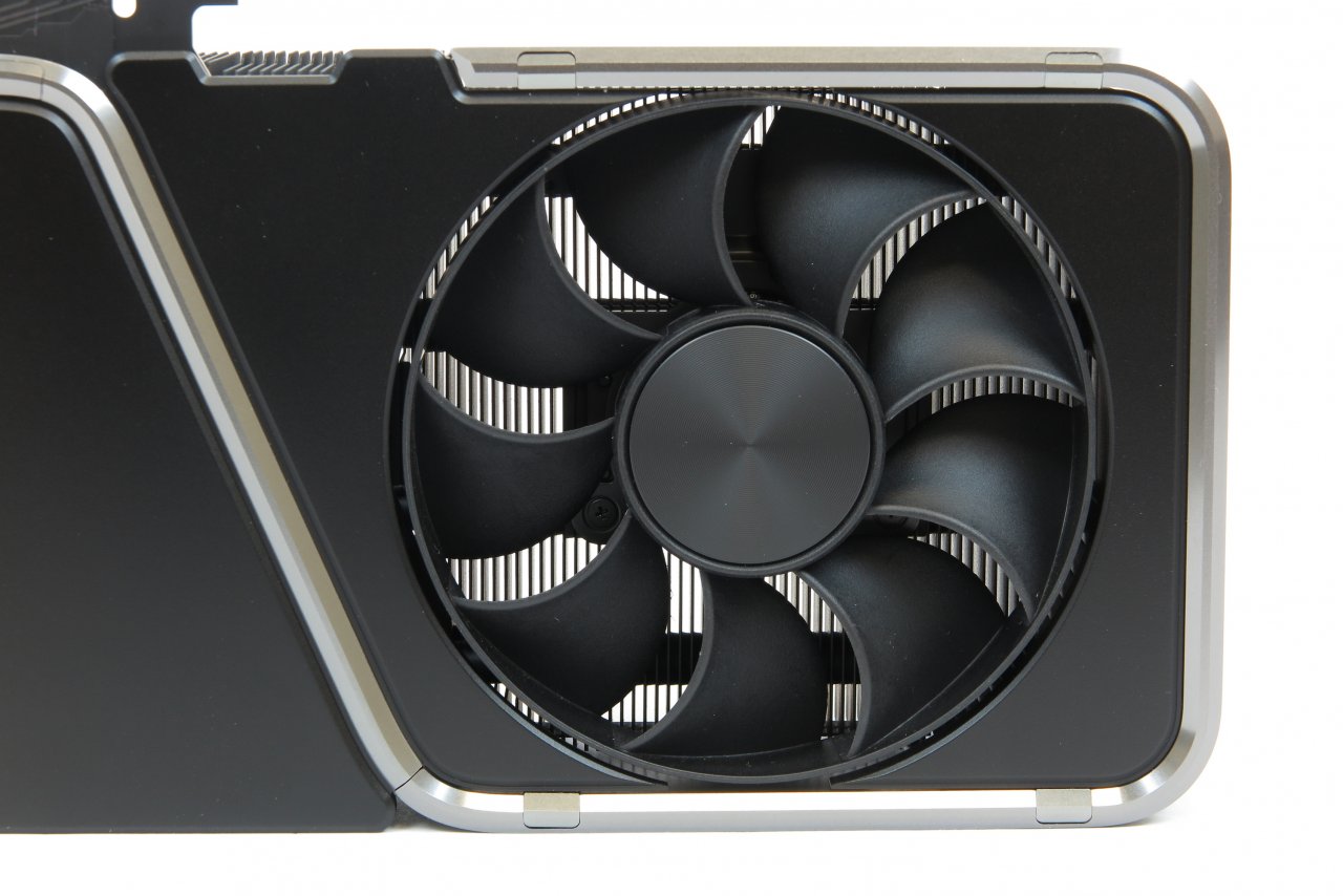 [07/06/2021] Nvidia Geforce RTX 3070 Ti im Test: Die Leistung der Titan RTX mit 1/3 des Speichers (11)