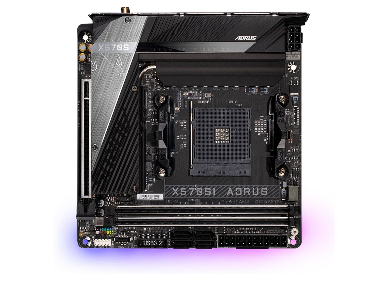 [28/06/2021] Auch als ITX-Mainboard lüfterlos: X570SI Aorus Pro AX gesichtet (2)