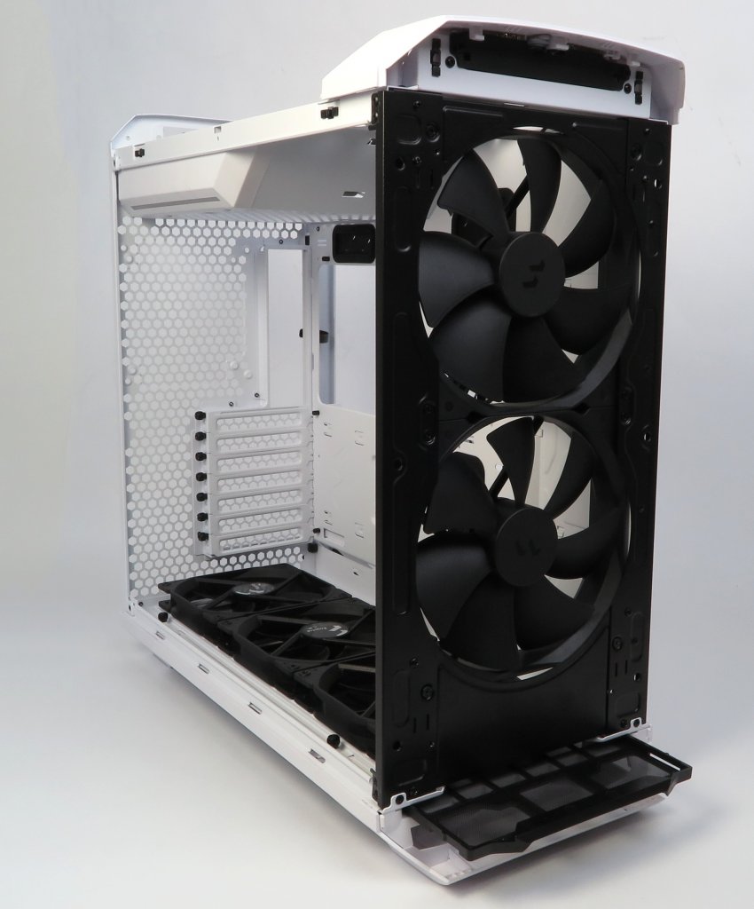 [19/08/2021] Fractal Torrent: Airflow-Gehäuse mit veränderter Netzteilposition im Test (4)