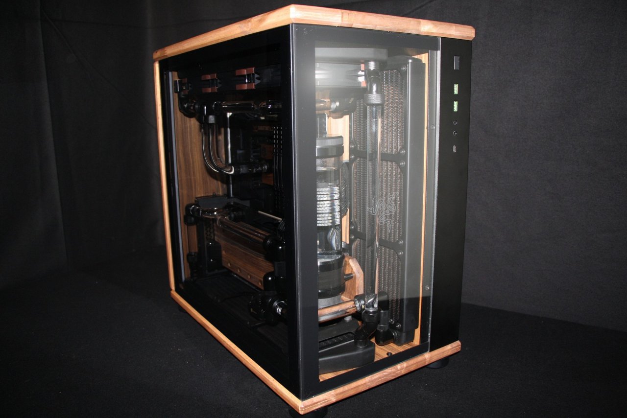 [31/08/2021] Edle Holz-Casemod: Wakü-PC im Lian Li PC-O11 Dynamic (3)