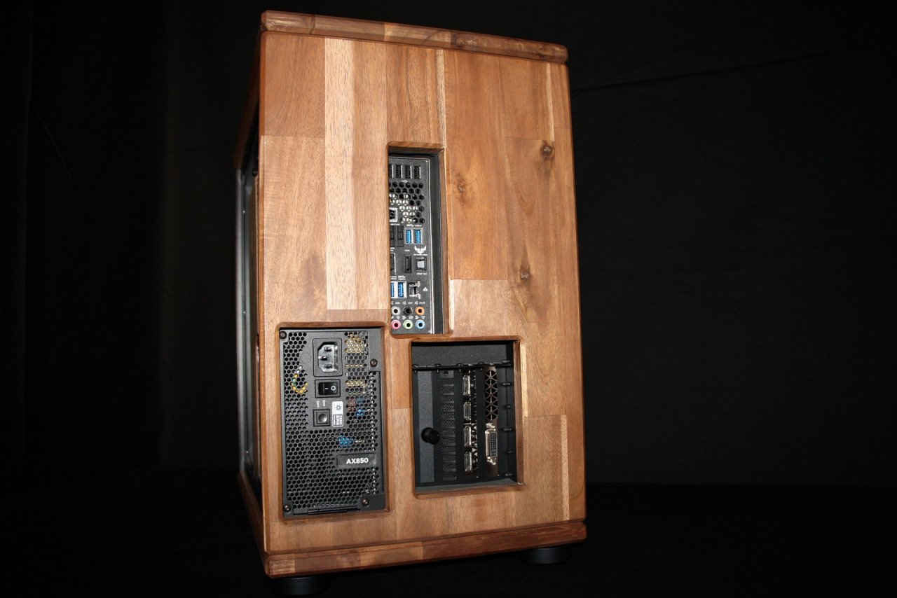 [31/08/2021] Edle Holz-Casemod: Wakü-PC im Lian Li PC-O11 Dynamic (5)