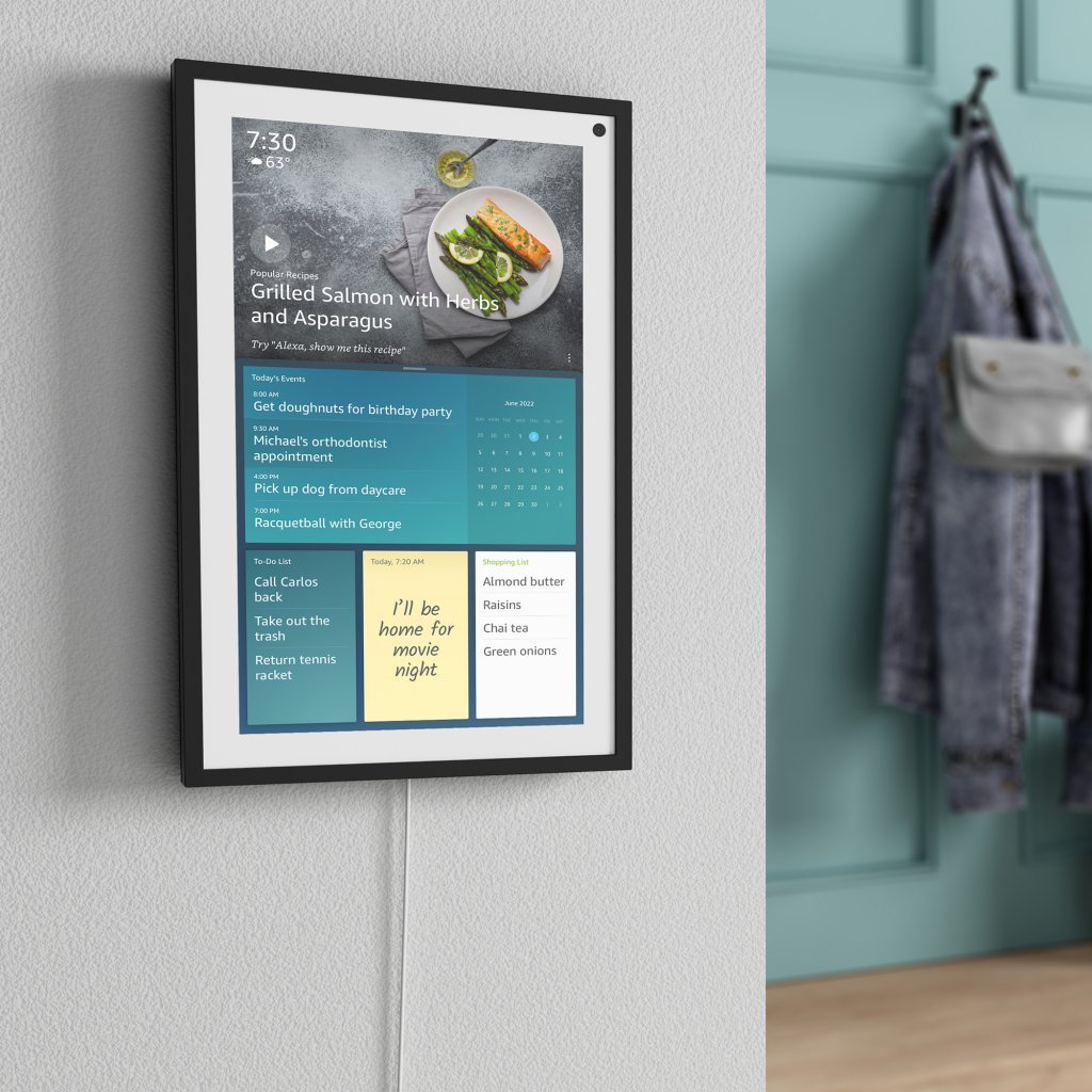 [29/09/2021] Echo Show 15 lässt sich auch als Wand-Display verwenden.