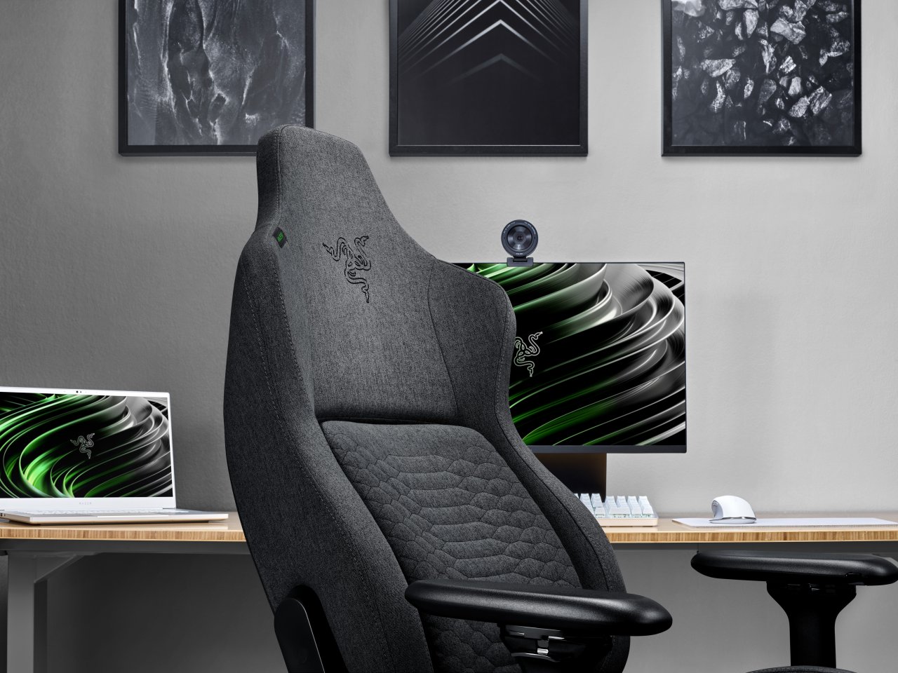 [03/09/2021] Razer Iskur mit Stoff (2)