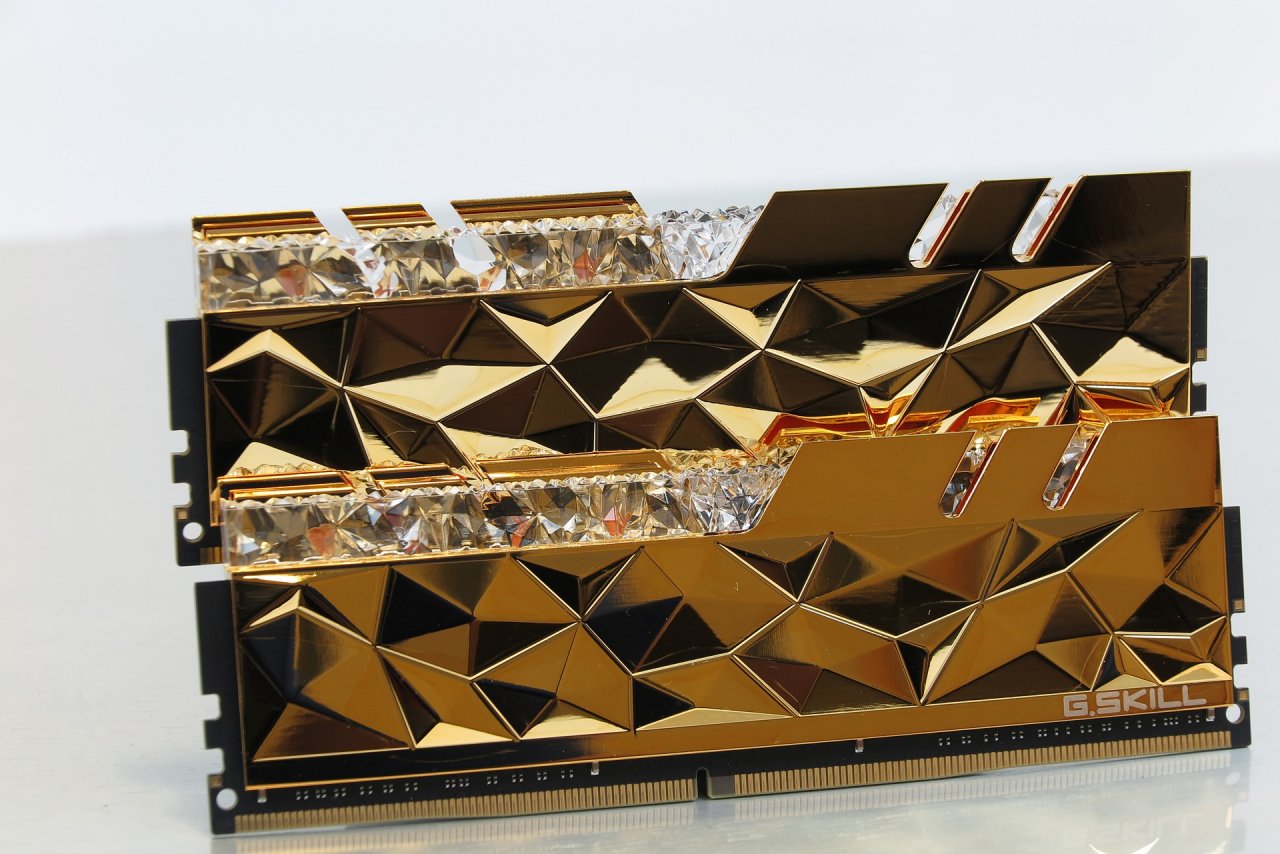 [11/10/2021] G.Skill Trident Z Royal Elite F4-4000C16D-32GTEG