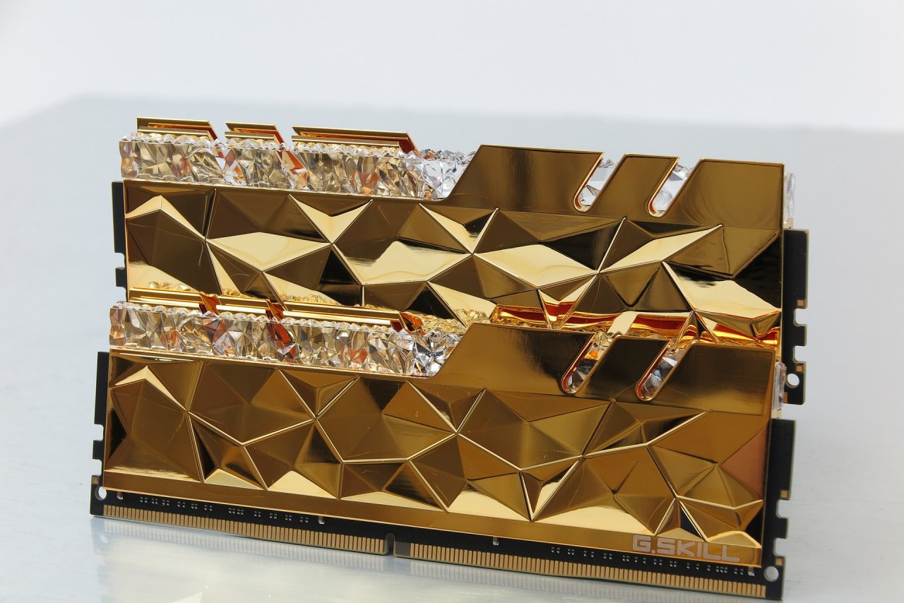 [11/10/2021] G.Skill Trident Z Royal Elite F4-4000C16D-32GTEG