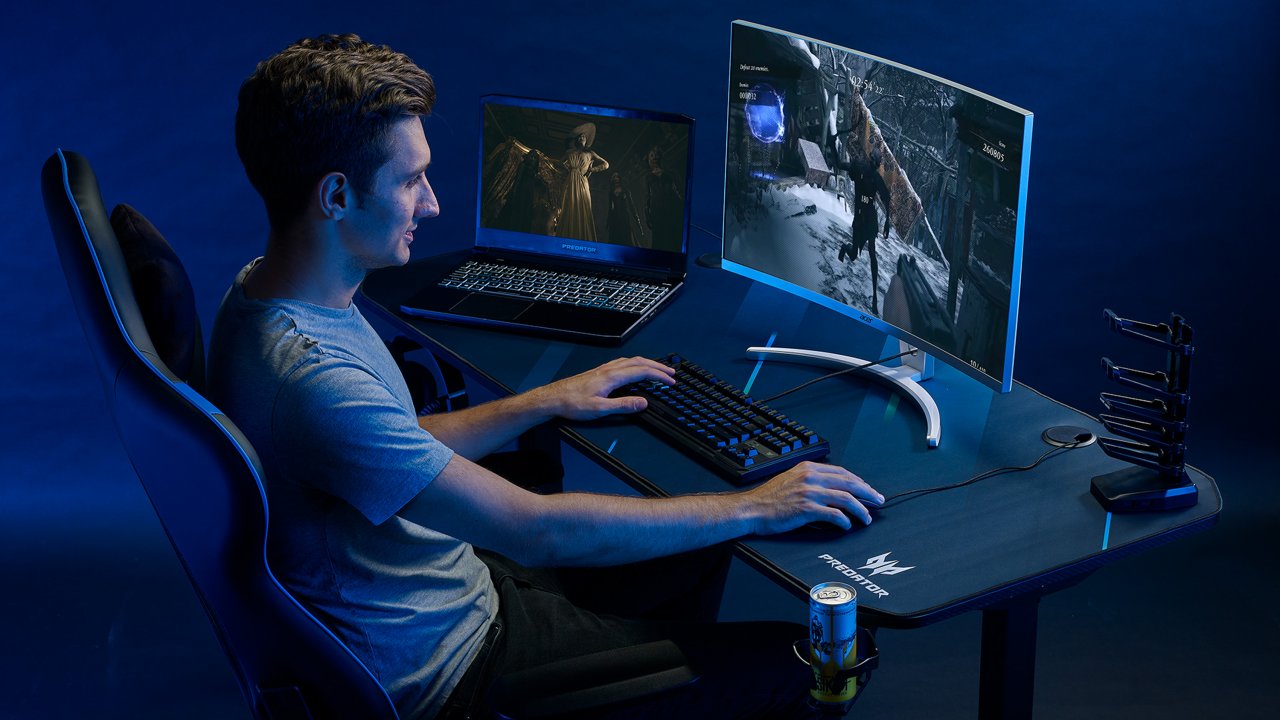 [13/10/2021] Predator Gaming Desk Lifestyle 02