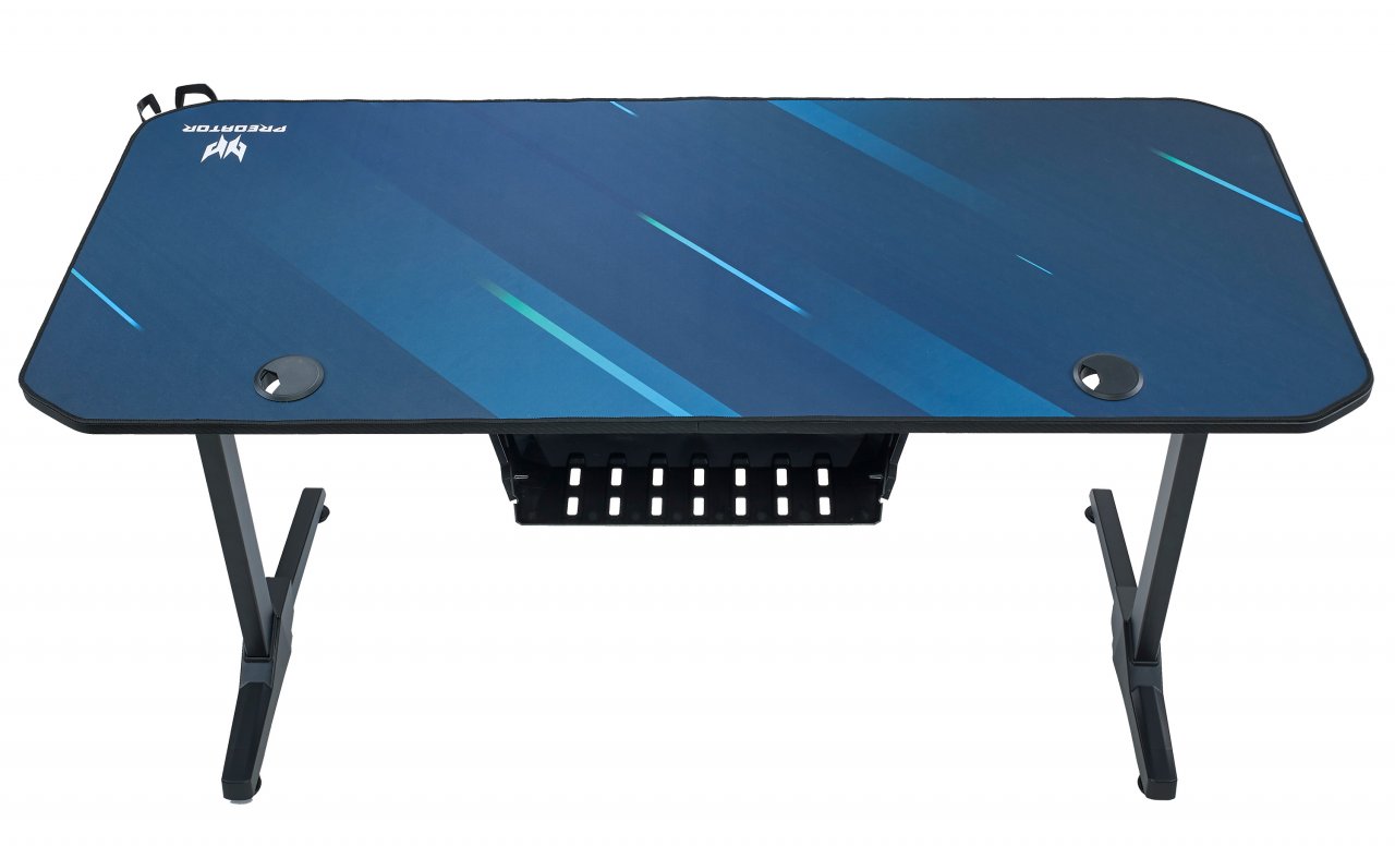 [13/10/2021] Predator Gaming Desk 01