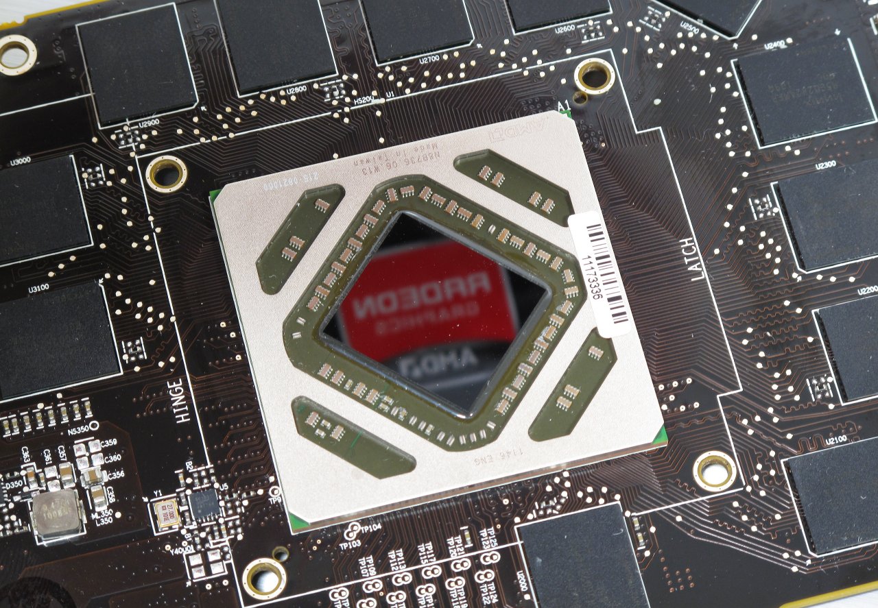 [29/10/2021] Radeon HD 7970: Mit dem Tahiti-Chip als Startschuss der GCN-Ära setzte sich AMD selbst ein Denkmal. Dank wegweisender Konzeption sind die gut zehn Jahre alten Grafikkarten immer noch für das eine oder andere Spiel zu haben.