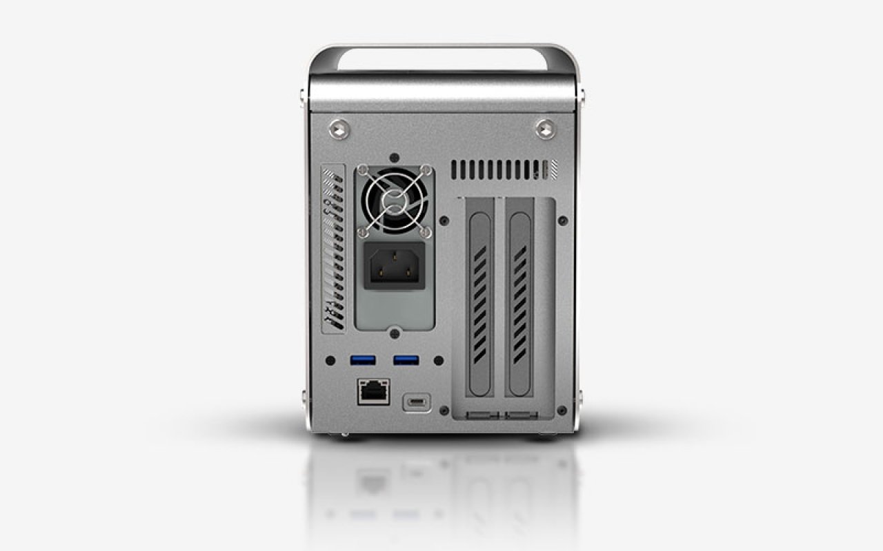 [30/11/2021] Sapphire Technology stellt das eGFX-Gehäuse Gearbox 500 für Thunderbolt 3 vor, welches im Bundle mit der Pulse RX 6600 XT erhältlich ist. (4)