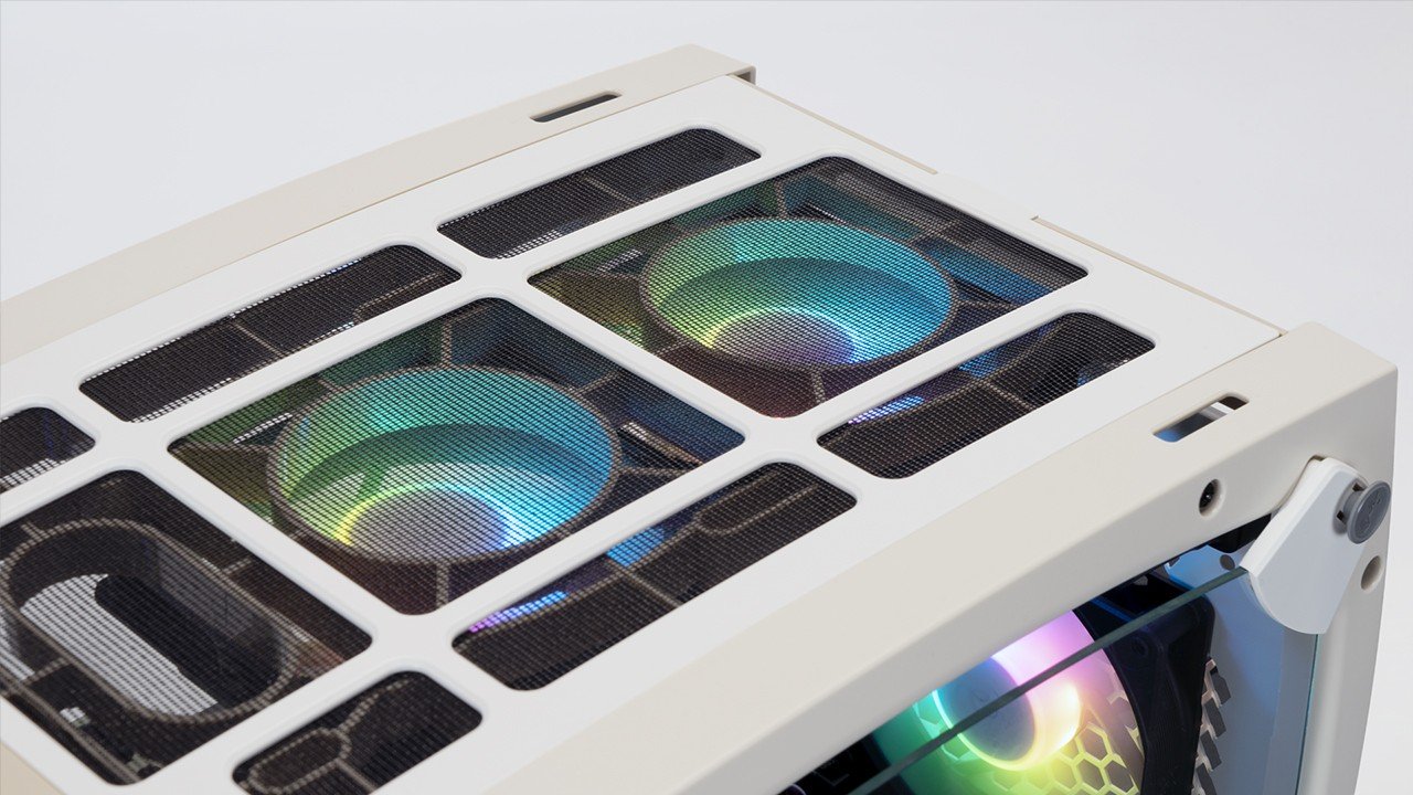 [25/11/2021] InWin Explorer: Mini-ITX-Gehäuse im Retro-Stil zum selbst Zusammenbauen (15)