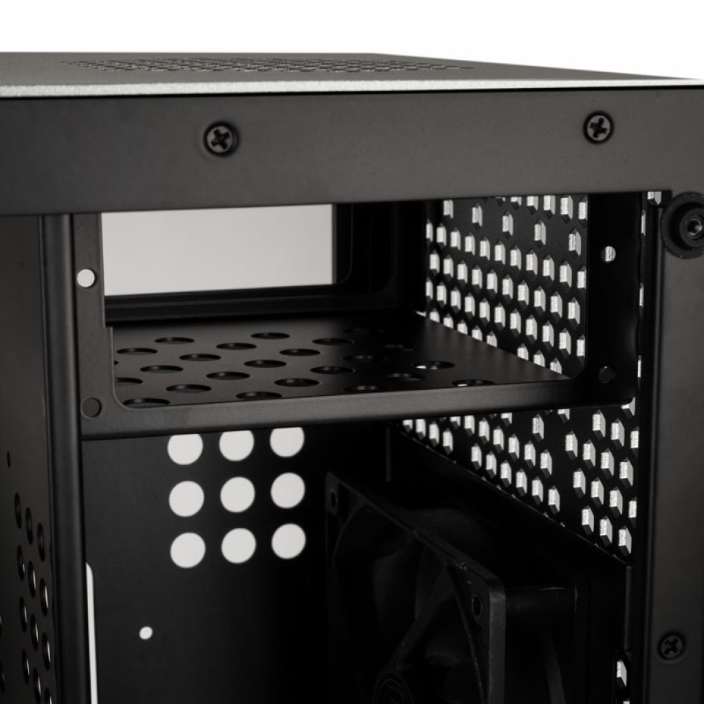 [12/11/2021] Kolink Rocket Complex: Hochkantquader im ITX-Format und 2,8-Slots&nbsp; (9)