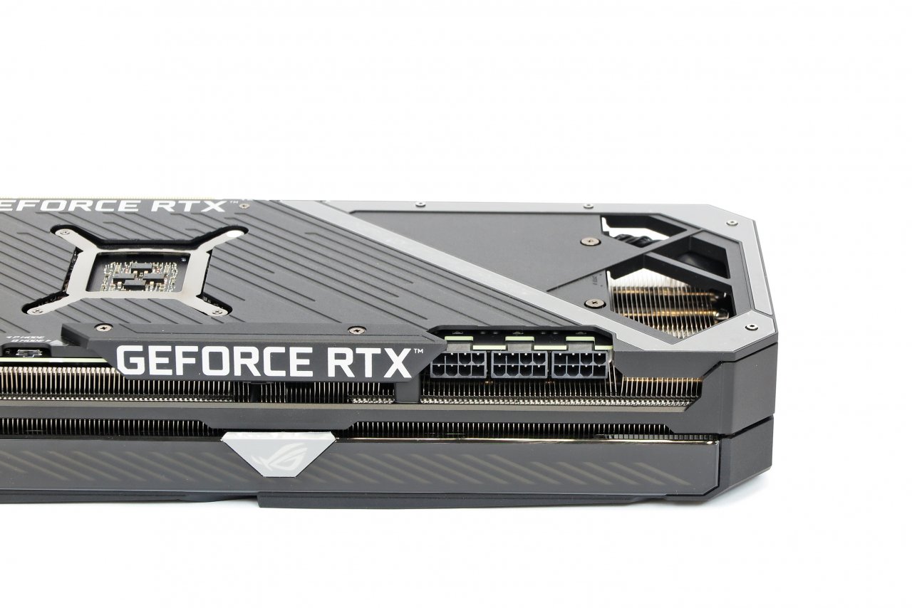 [16/12/2021] Asus RTX 3070 Ti ROG Strix O8G.