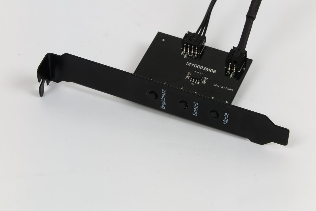 Last-Minute Geschenkideen gesucht? Hardware und RGB-Gimmicks für den PC (8)