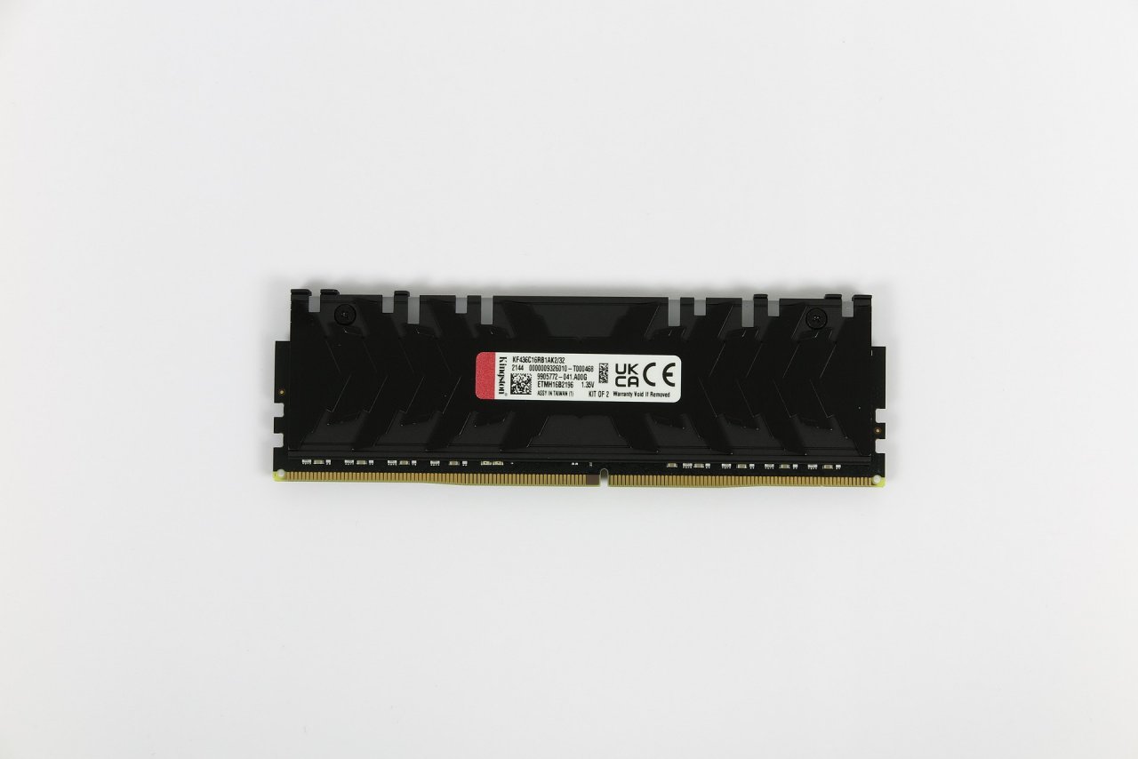 [21/12/2021] Kingston Fury Renegade RGB KF436C16RB1AK2/32