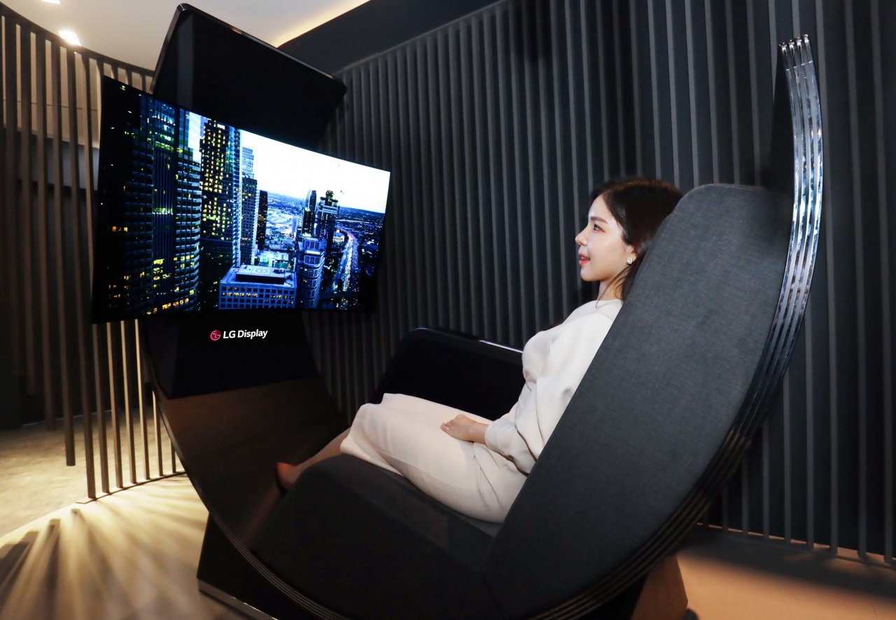 [23/12/2021] OLED-Hometrainer und -Sessel: LG mit neuen Konzepten zur CES (1)