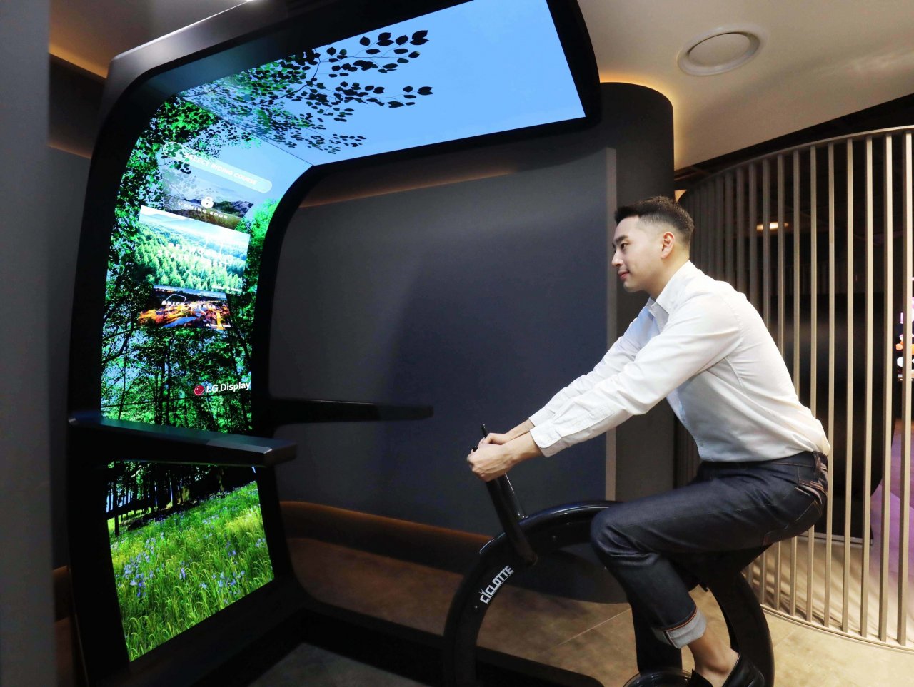 [23/12/2021] OLED-Hometrainer und -Sessel: LG mit neuen Konzepten zur CES (2)