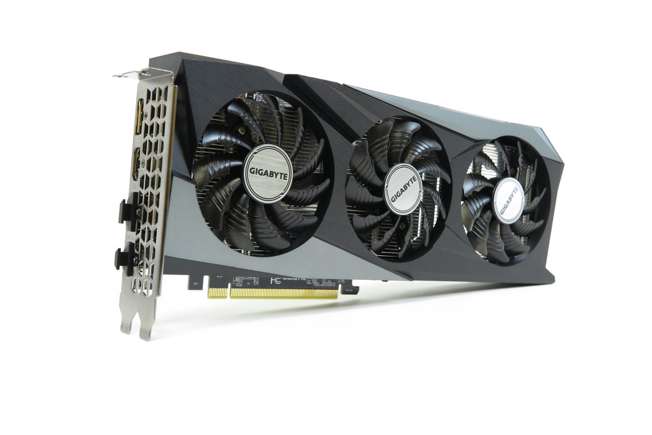 [25/01/2022] Nvidia Geforce RTX 3050 8GB Test Review Custom Designs: Gainward und Gigabyte 28.