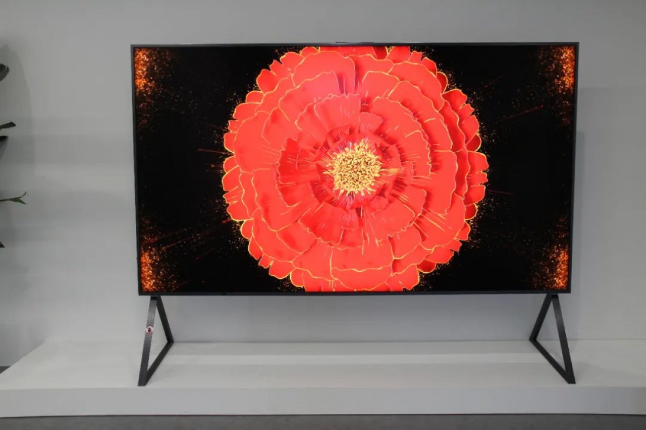 [01/02/2022] 132 Millionen Pixel: Absurde Pixeldichte beim 16K-Display mit 110 Zoll
